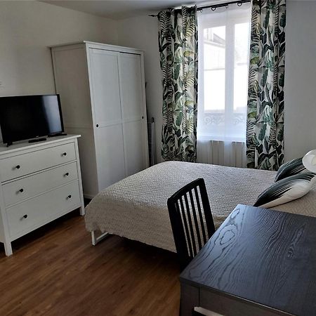 Residence Hotel Les Josephines 吕埃尔-马尔迈松 外观 照片