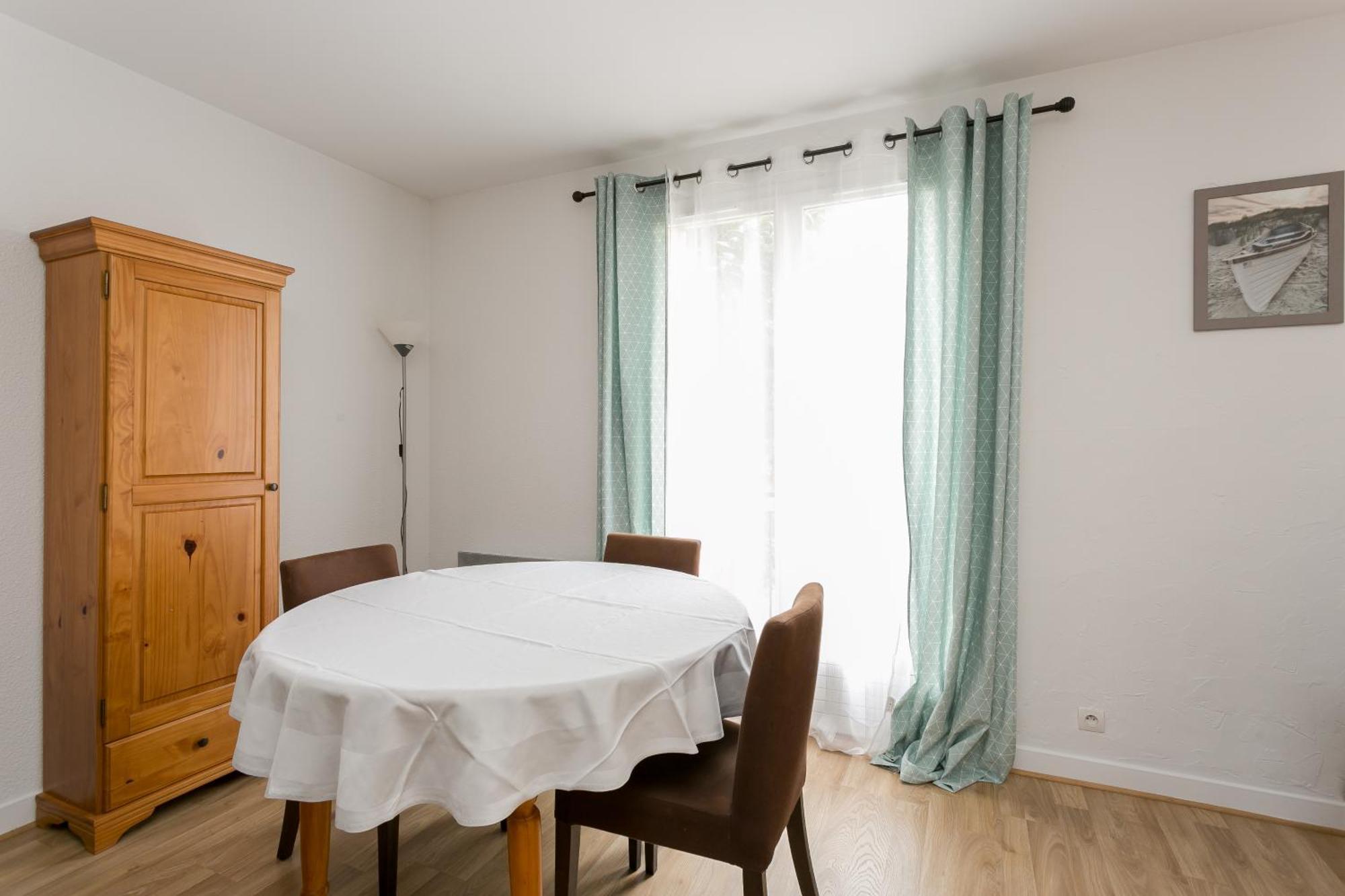 Residence Hotel Les Josephines 吕埃尔-马尔迈松 外观 照片