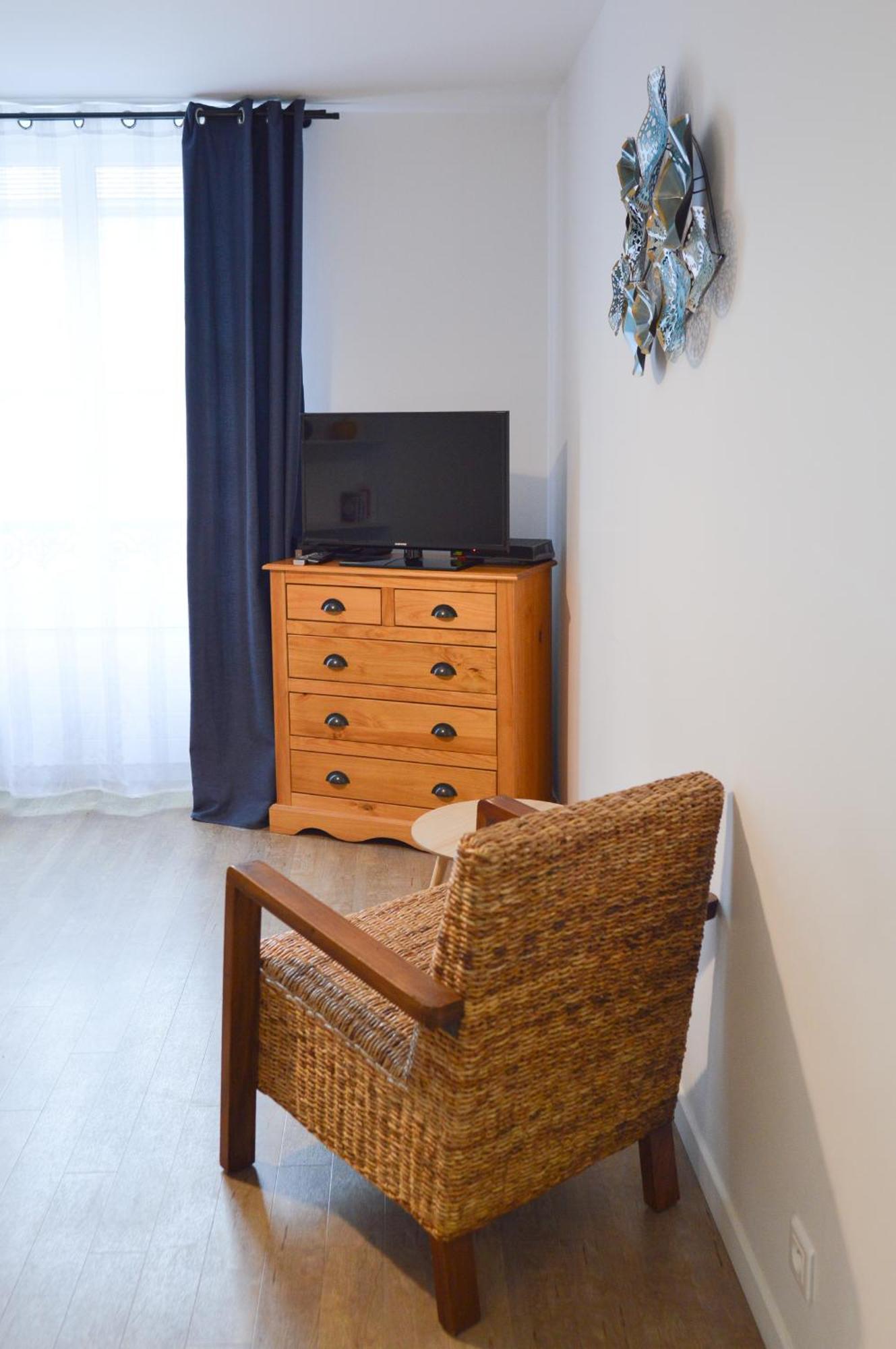 Residence Hotel Les Josephines 吕埃尔-马尔迈松 外观 照片